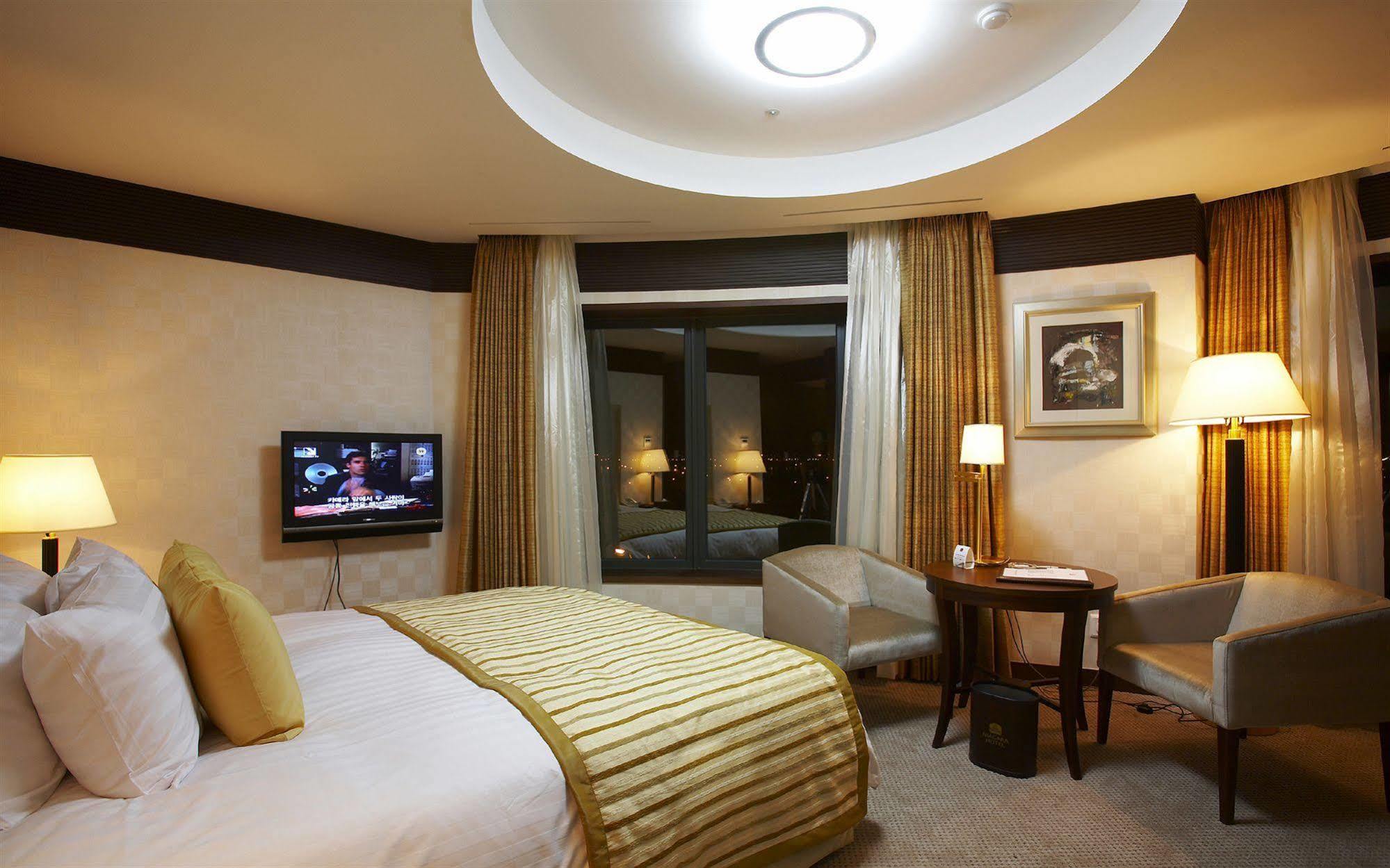 Niagara Hotel Сеул Екстер'єр фото